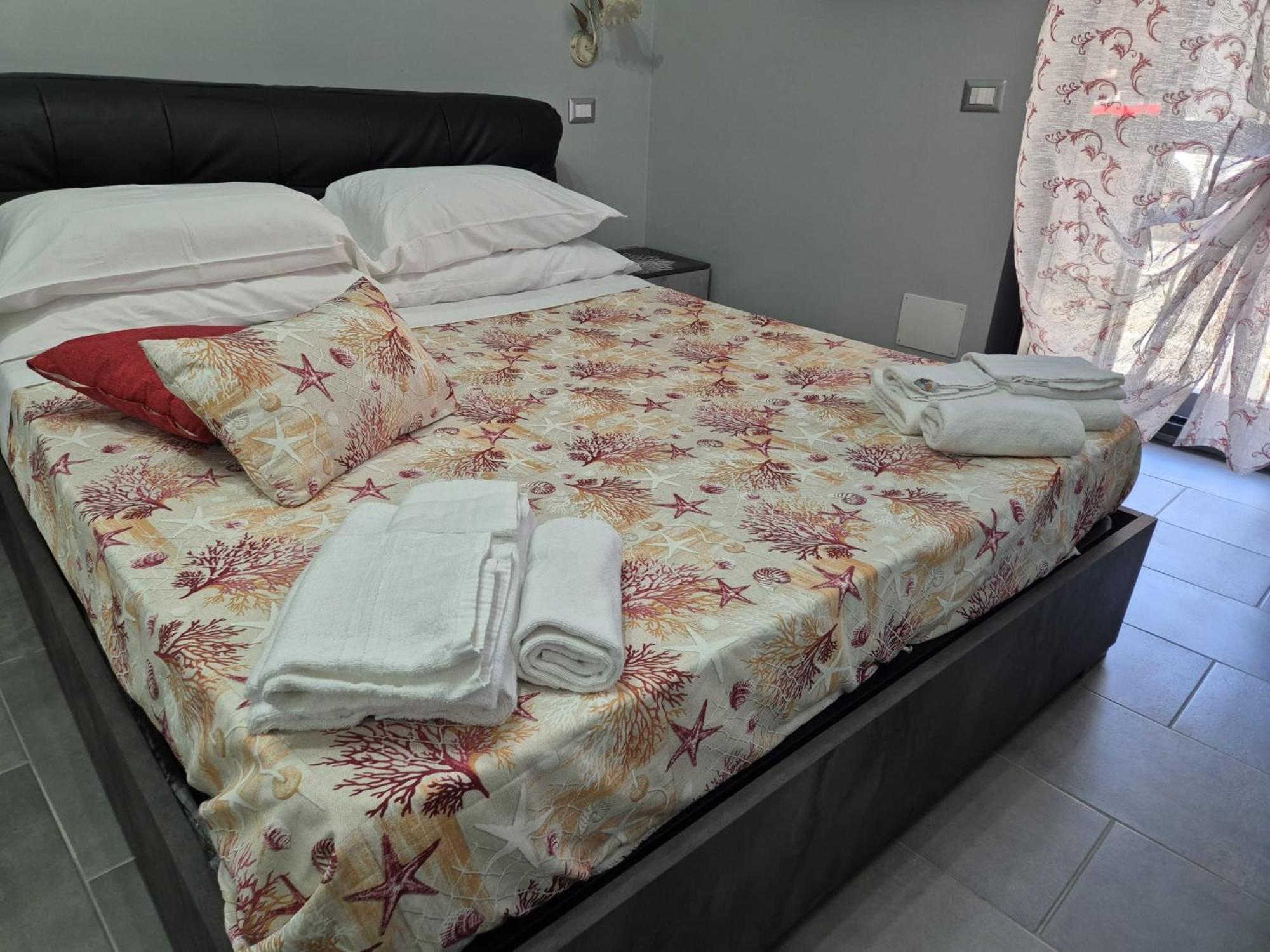 Queen'S Apartament 卡塔尼亚 外观 照片